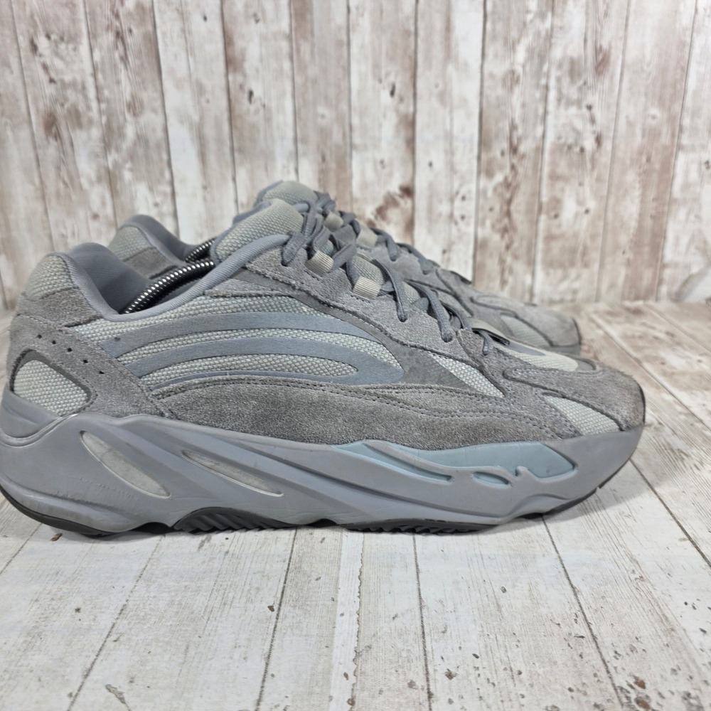 Adidas Yeezy Boost 700 V2 Hospital Blue FV8424 Mens 11.5 Grey Suede Sneakers